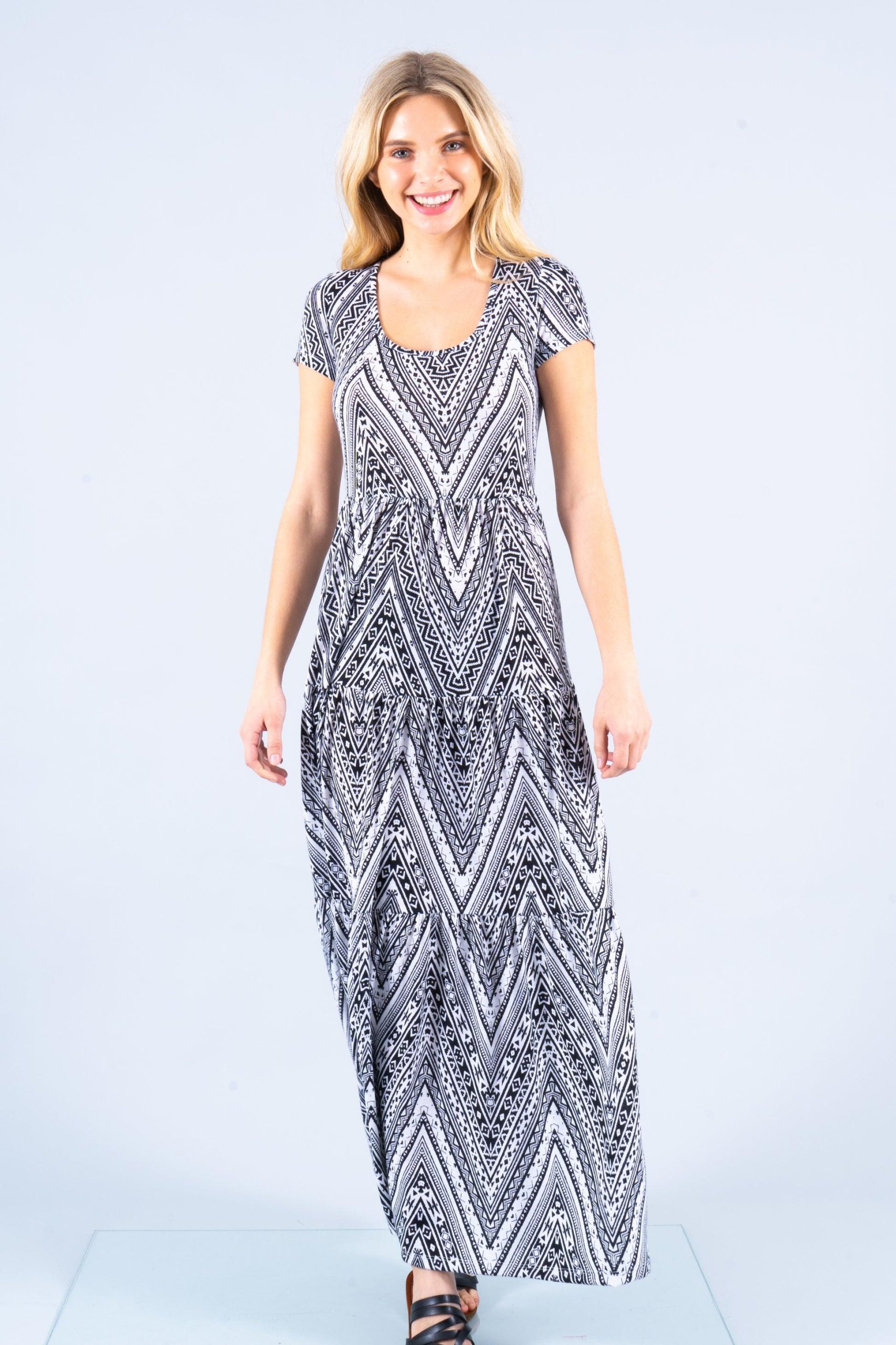 knit tiered maxi dress with short sleeve